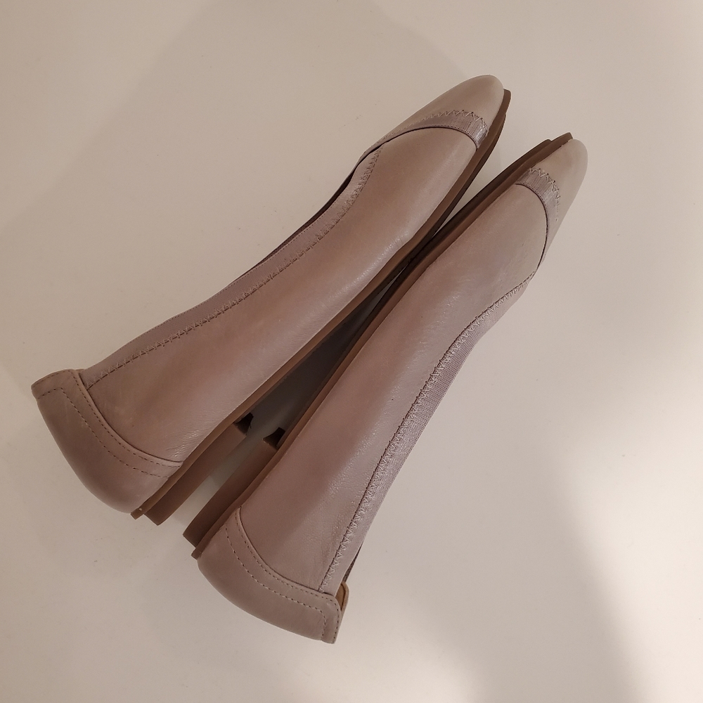 Vionic Flat Shoes Women's Size 5 - Picture 8 of 12